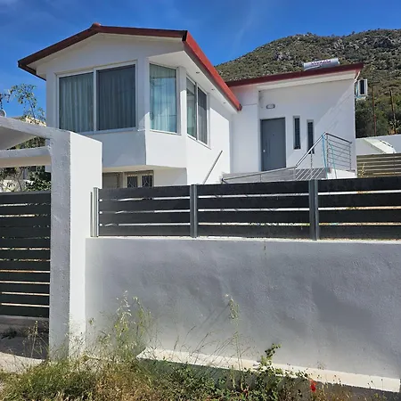 Stela Сasa de vacaciones