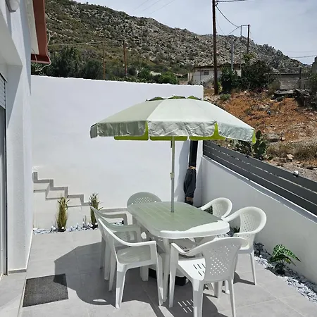 Stela Сasa de vacaciones Loutráki